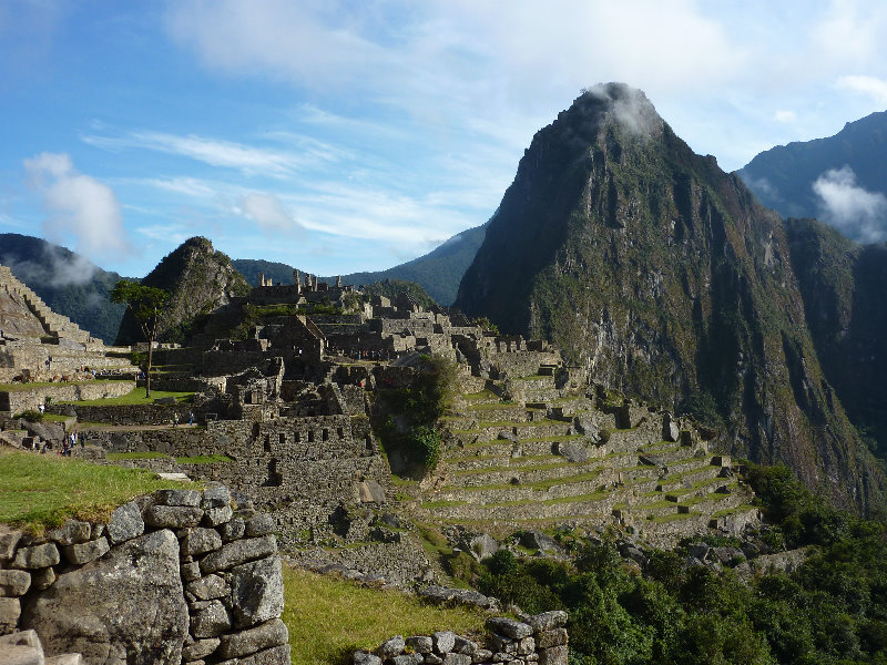 Machu-Picchu-Inca-Trail-Peru-South-America-017