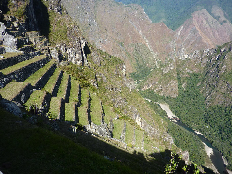 Machu-Picchu-Inca-Trail-Peru-South-America-102