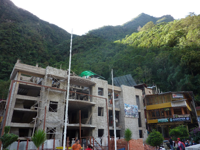 Machu-Picchu-Inca-Trail-Peru-South-America-173