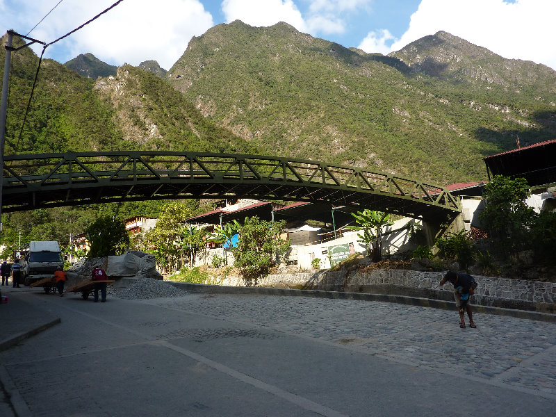 Machu-Picchu-Inca-Trail-Peru-South-America-178