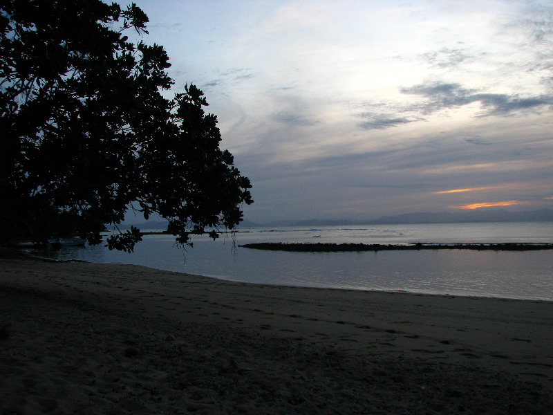 Maravu-Resort-Beverlys-Campground-Beach-Taveuni-Fiji-006