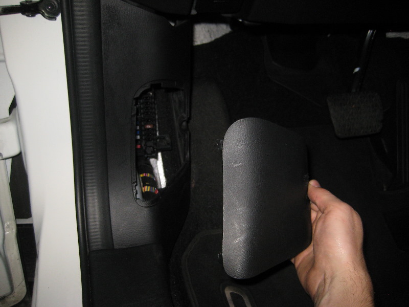 Mazda-CX-5-Electrical-Fuses-Replacement-Guide-009