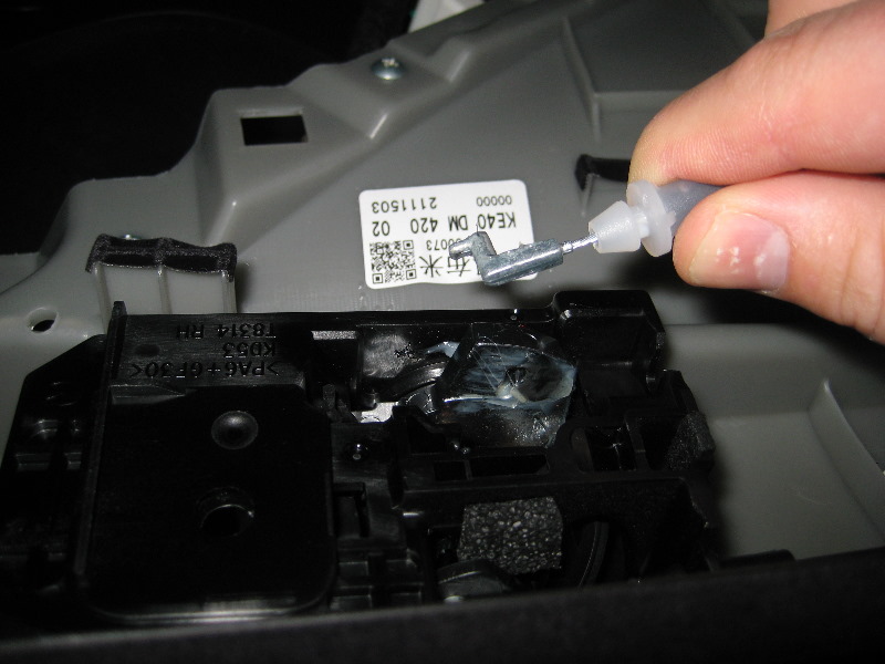 Mazda-CX-5-Interior-Door-Panel-Removal-Guide-020