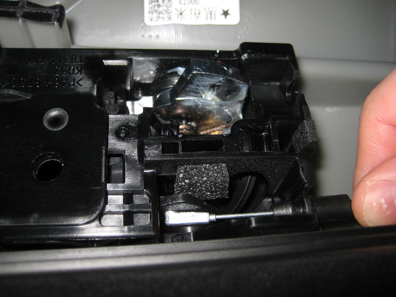 Mazda-CX-5-Interior-Door-Panel-Removal-Guide-021