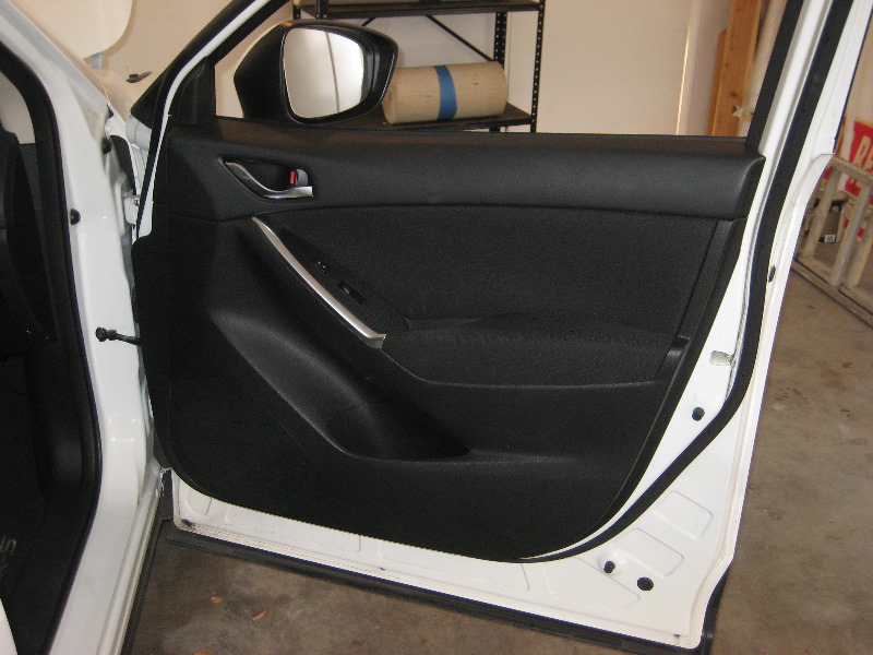 Mazda-CX-5-Interior-Door-Panel-Removal-Guide-054