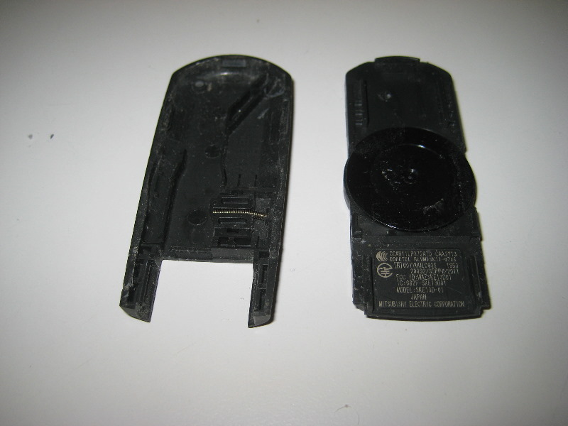 MazdaCX5KeyFobBatteryReplacementGuide012