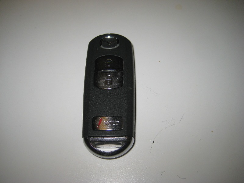 Mazda-CX-5-Key-Fob-Battery-Replacement-Guide-029