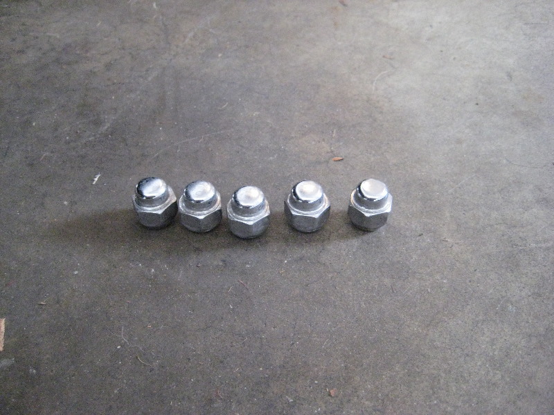 Mazda-CX-5-Rear-Disc-Brake-Pads-Replacement-Guide-004