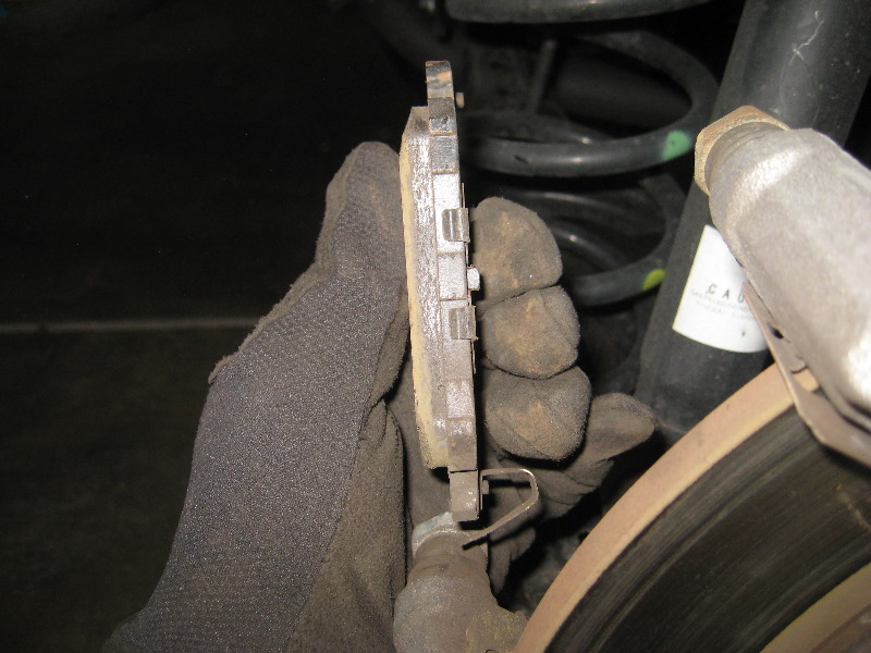 Mazda-CX-5-Rear-Disc-Brake-Pads-Replacement-Guide-017
