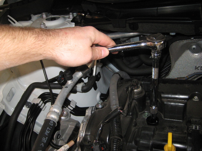 Mazda-CX-5-SkyActiv-G-Engine-Spark-Plugs-Replacement-Guide-013