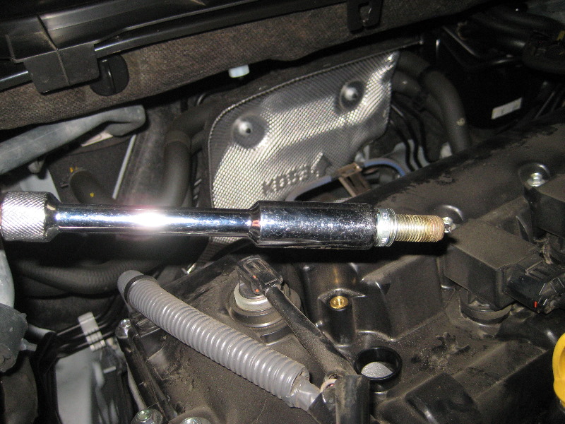 Mazda-CX-5-SkyActiv-G-Engine-Spark-Plugs-Replacement-Guide-015