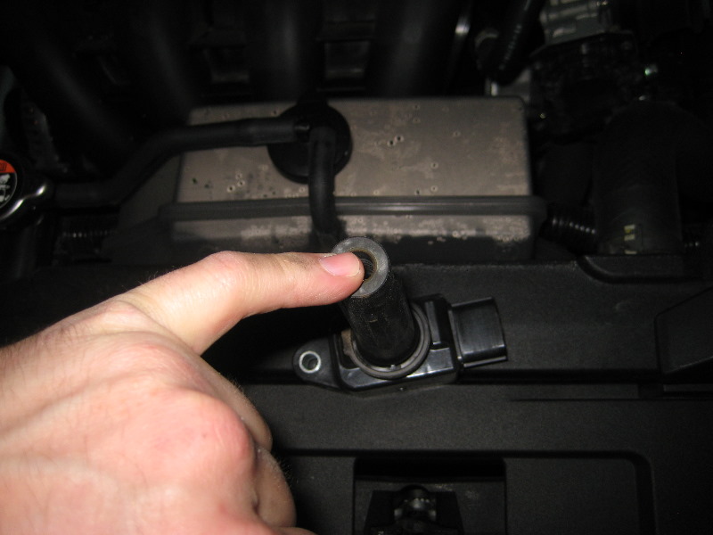 Mazda-CX-5-SkyActiv-G-Engine-Spark-Plugs-Replacement-Guide-020