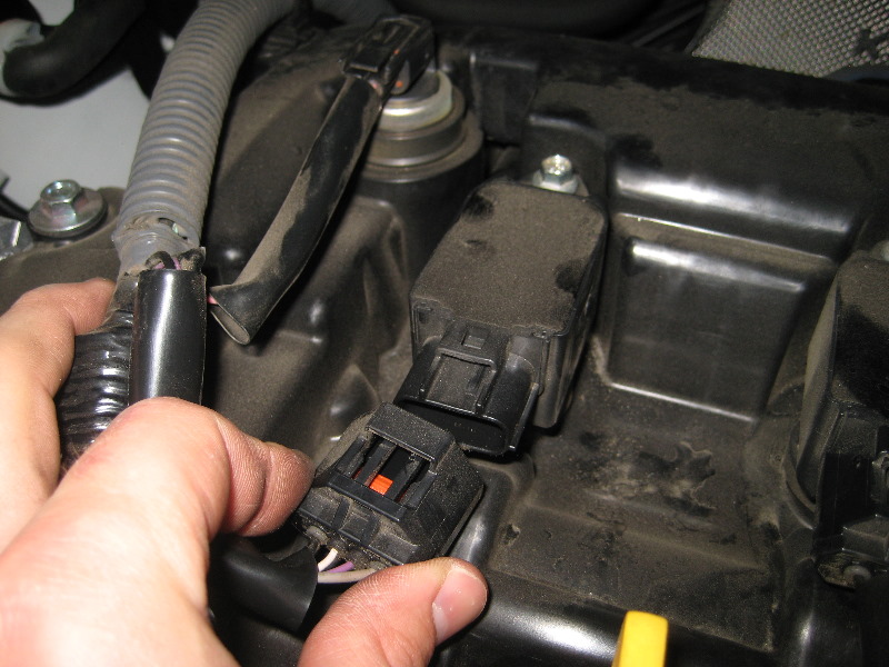 Mazda-CX-5-SkyActiv-G-Engine-Spark-Plugs-Replacement-Guide-025