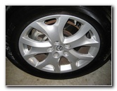 Mazda-CX-9-Front-Brake-Pads-Replacement-Guide-032