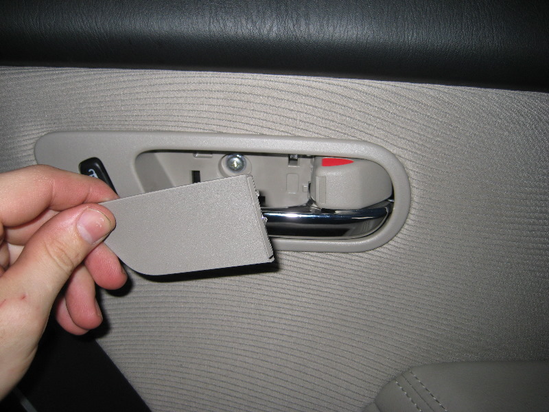 Mazda-CX-9-Front-Door-Panel-Removal-Guide-054