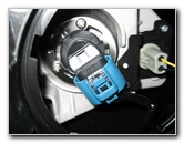 Mazda-CX-9-Headlight-Bulbs-Replacement-Guide-009