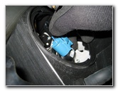 Mazda-CX-9-Headlight-Bulbs-Replacement-Guide-013