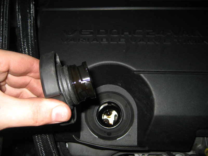 Mazda-CX-9-MZI-V6-Engine-Oil-Change-Guide-003