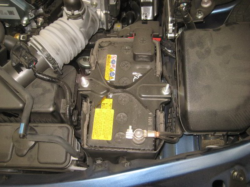 Mazda-MX-5-Miata-12V-Automotive-Battery-Replacement-Guide-002