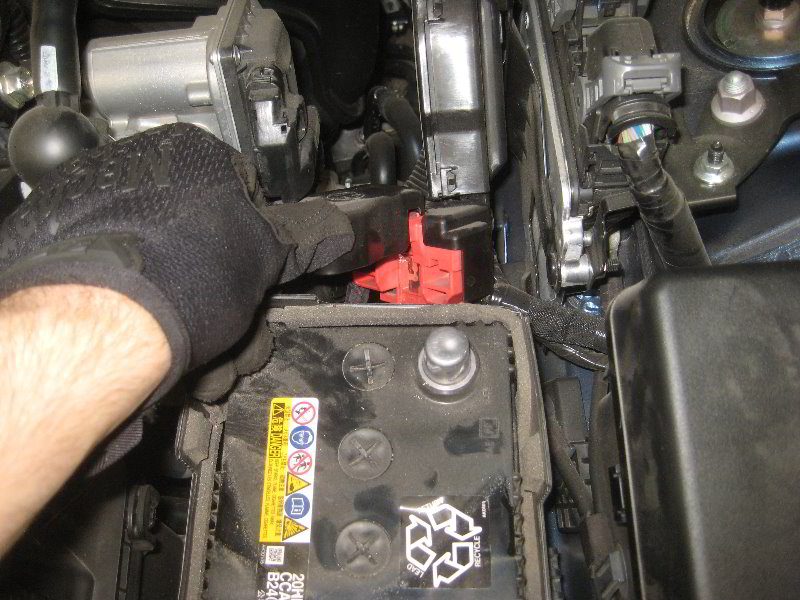 Mazda-MX-5-Miata-12V-Automotive-Battery-Replacement-Guide-013