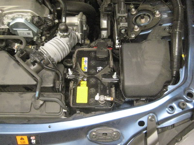 Mazda-MX-5-Miata-12V-Automotive-Battery-Replacement-Guide-033