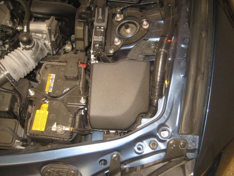 Mazda-MX-5-Miata-Electrical-Fuses-Replacement-Guide-002