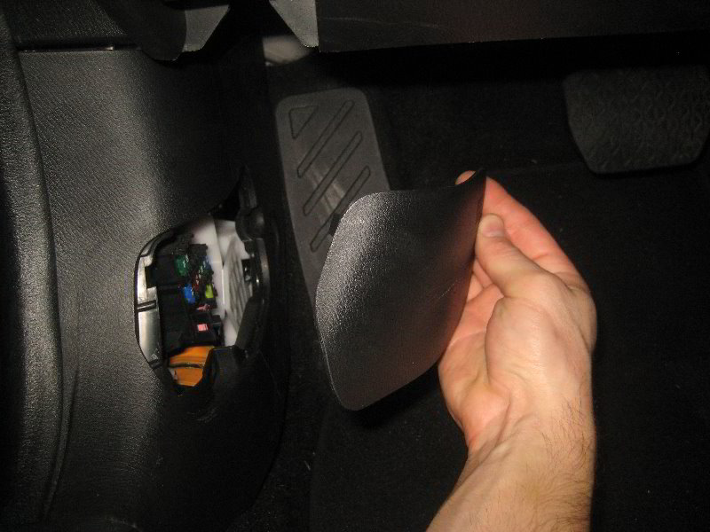 Mazda-MX-5-Miata-Electrical-Fuses-Replacement-Guide-009