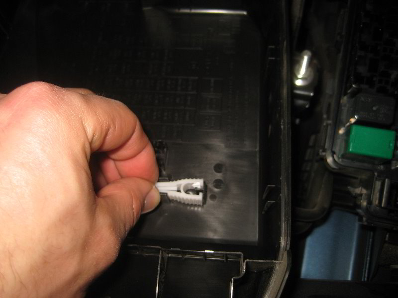 Mazda-MX-5-Miata-Electrical-Fuses-Replacement-Guide-017