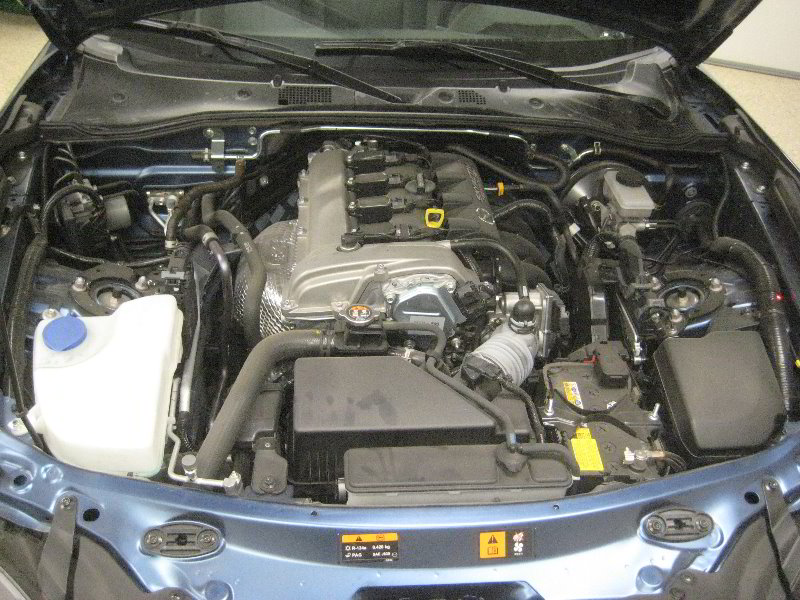 Mazda-MX-5-Miata-Engine-Air-Filter-Replacement-Guide-001