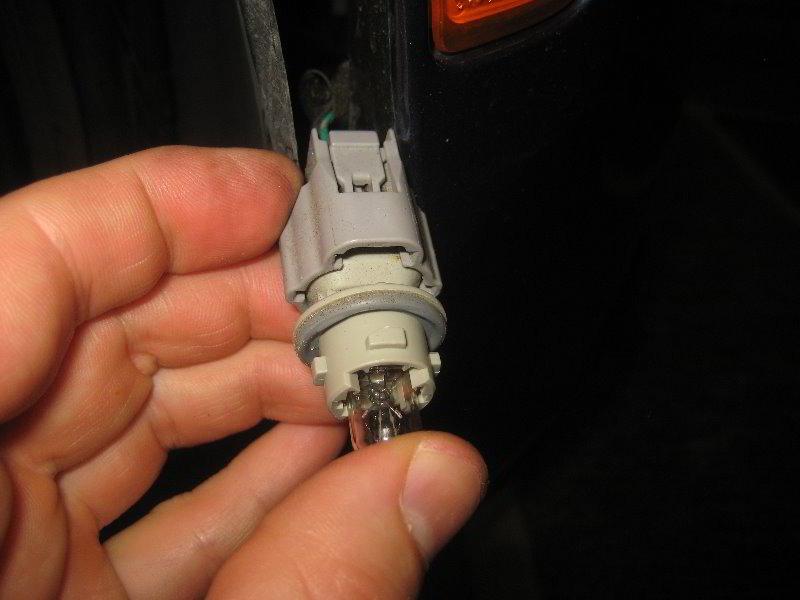 Mazda-MX-5-Miata-Front-Side-Marker-Light-Bulb-Replacement-Guide-015