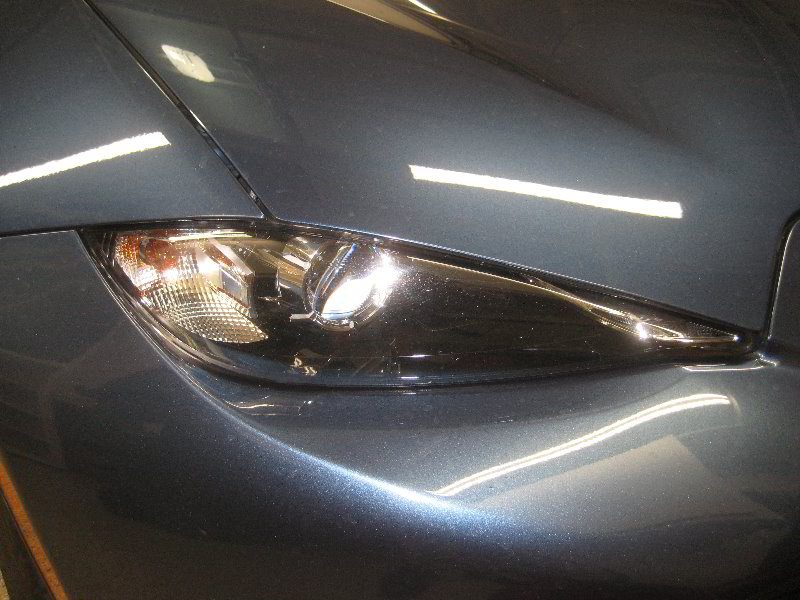 Mazda-MX-5-Miata-Front-Turn-Signal-Light-Bulbs-Replacement-Guide-001