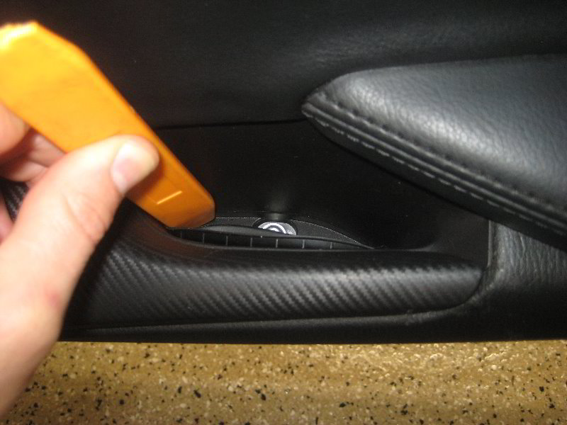 Mazda-MX-5-Miata-Interior-Door-Panel-Removal-Speaker-Replacement-Guide-006