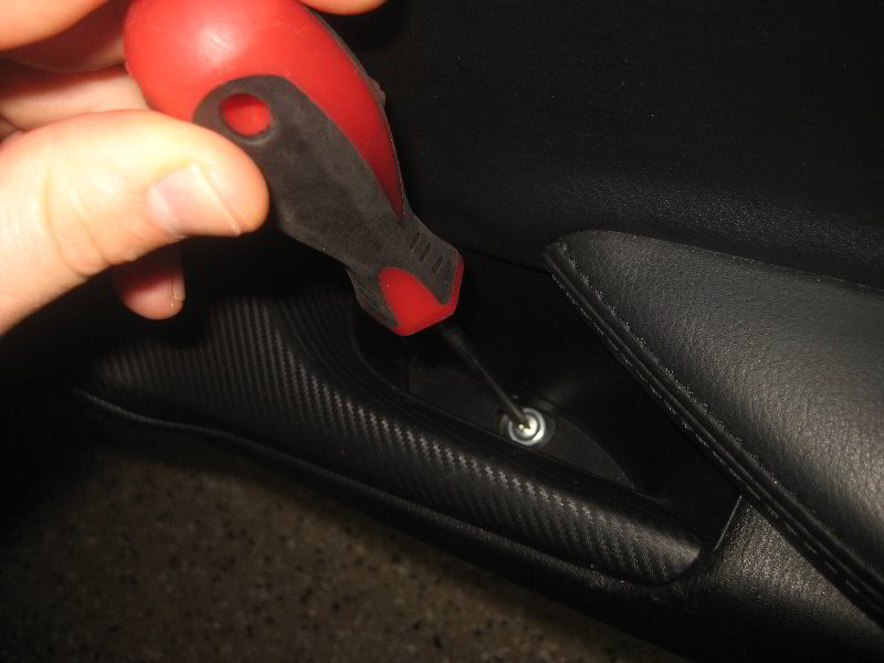 Mazda-MX-5-Miata-Interior-Door-Panel-Removal-Speaker-Replacement-Guide-009