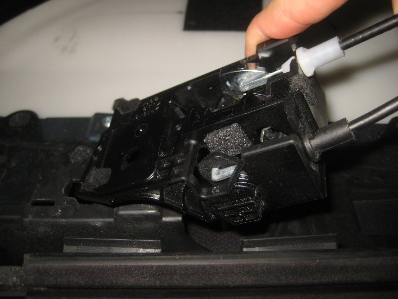 Mazda-MX-5-Miata-Interior-Door-Panel-Removal-Speaker-Replacement-Guide-018