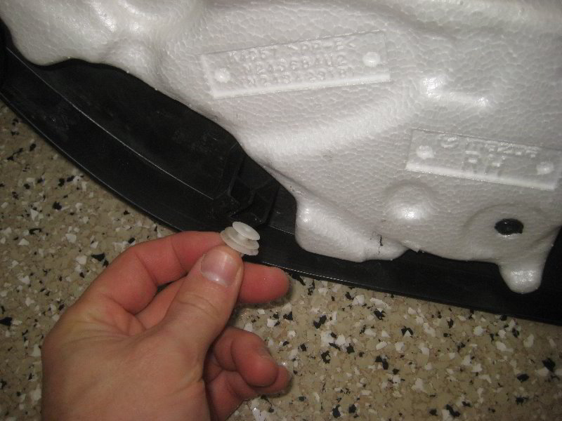 Mazda-MX-5-Miata-Interior-Door-Panel-Removal-Speaker-Replacement-Guide-022