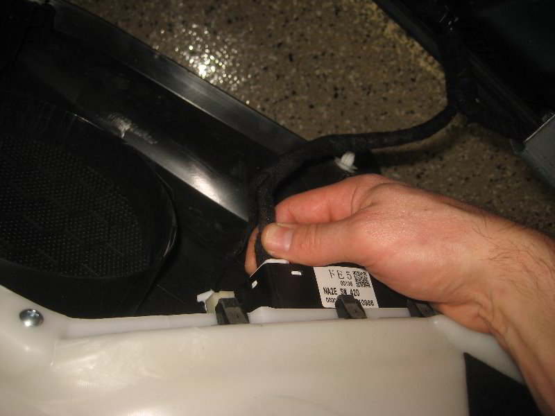 Mazda-MX-5-Miata-Interior-Door-Panel-Removal-Speaker-Replacement-Guide-028