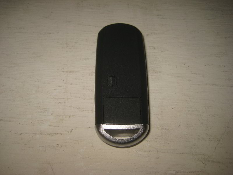 Mazda-MX-5-Miata-Key-Fob-Battery-Replacement-Guide-002