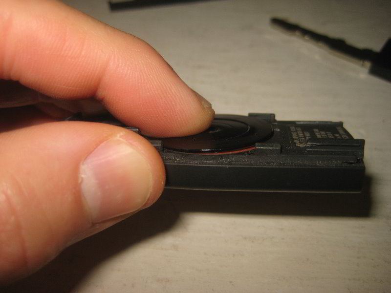 Mazda-MX-5-Miata-Key-Fob-Battery-Replacement-Guide-018