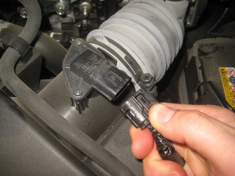 Mazda-MX-5-Miata-MAF-Sensor-Replacement-Guide-004