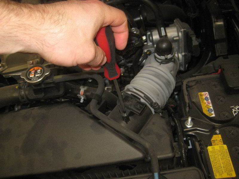 Mazda-MX-5-Miata-MAF-Sensor-Replacement-Guide-006