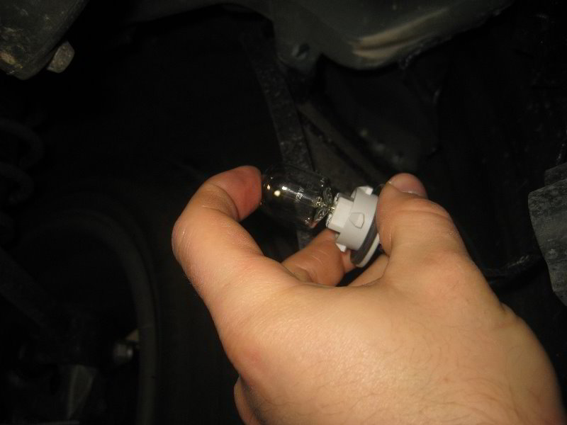 Mazda-MX-5-Miata-Reverse-Tail-Light-Bulbs-Replacement-Guide-009