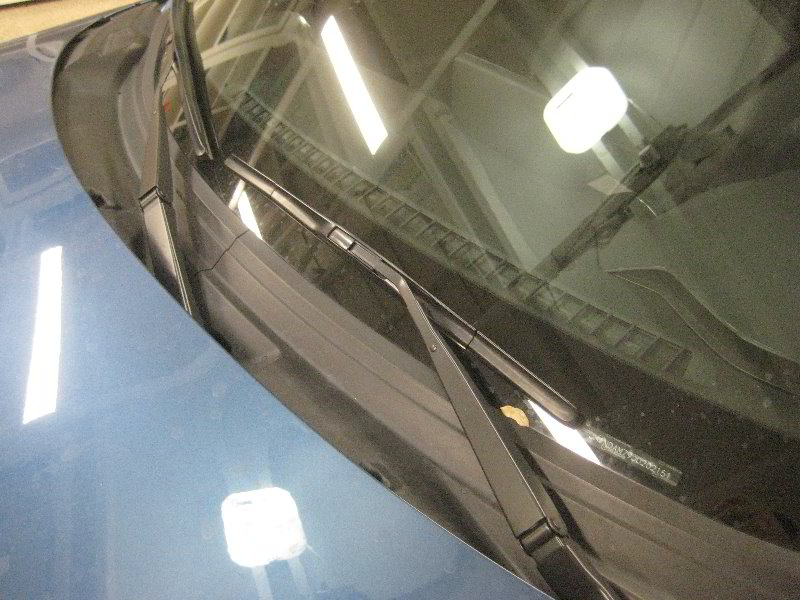 Mazda-MX-5-Miata-Windshield-Window-Wiper-Blades-Replacement-Guide-015