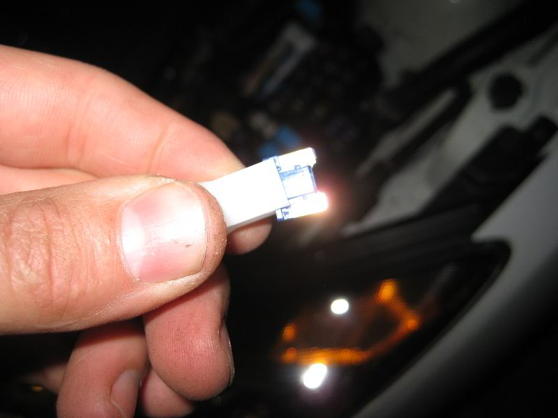 Mazda-Mazda3-Electrical-Fuse-Replacement-Guide-007