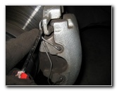 Mazda-Mazda3-Front-Brake-Pads-Replacement-Guide-034