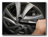 Mazda-Mazda3-Front-Brake-Pads-Replacement-Guide-048