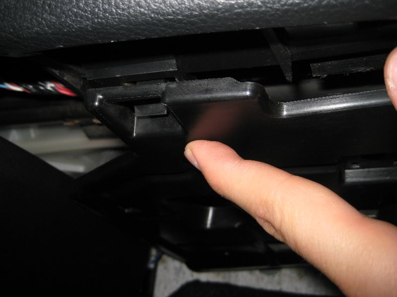 Mazda-Mazda3-HVAC-Cabin-Air-Filters-Replacement-Guide-035