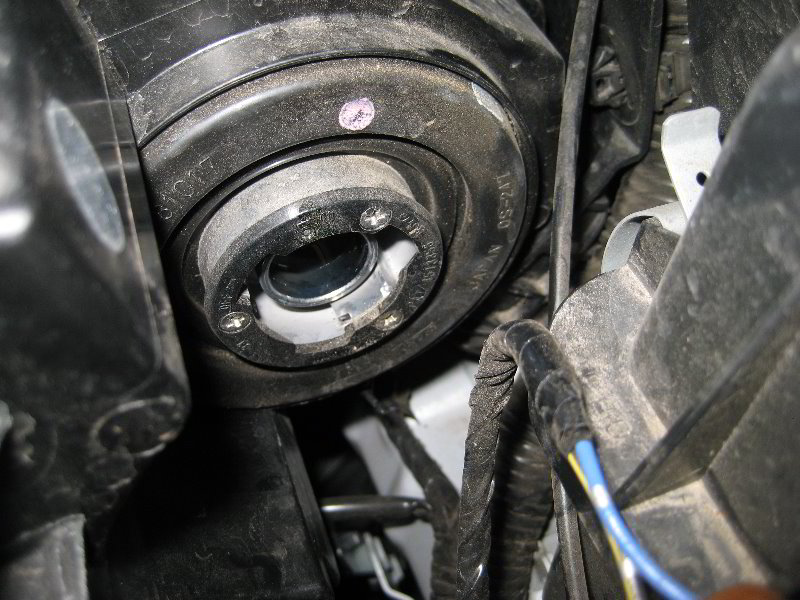 Mazda-Mazda3-Headlight-Bulbs-Replacement-Guide-018