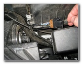 Mazda-Mazda3-Headlight-Bulbs-Replacement-Guide-014