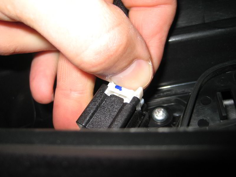 Mazda-Mazda3-Interior-Door-Panel-Removal-Guide-016