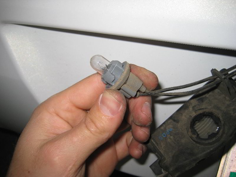MazdaMazda3LicensePlateLightBulbsReplacementGuide007